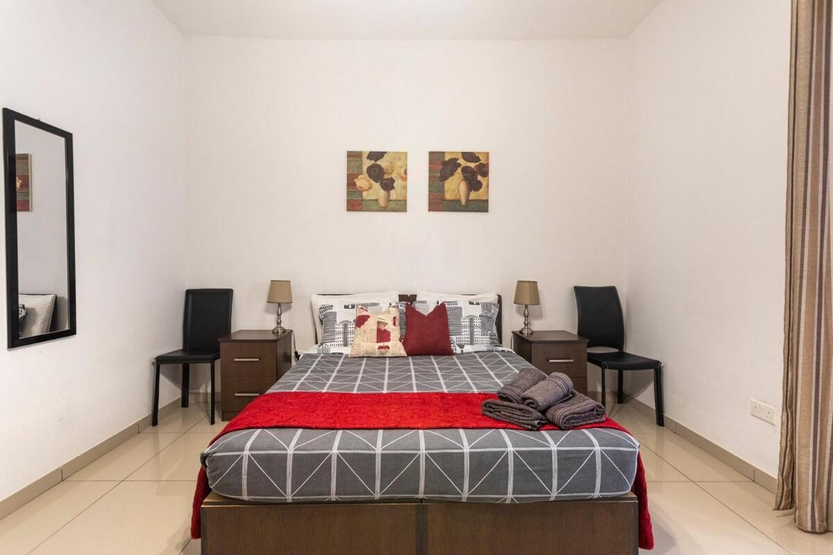 Superbly Located Cosy 2-Bedroom Apartment Valletta Dış mekan fotoğraf
