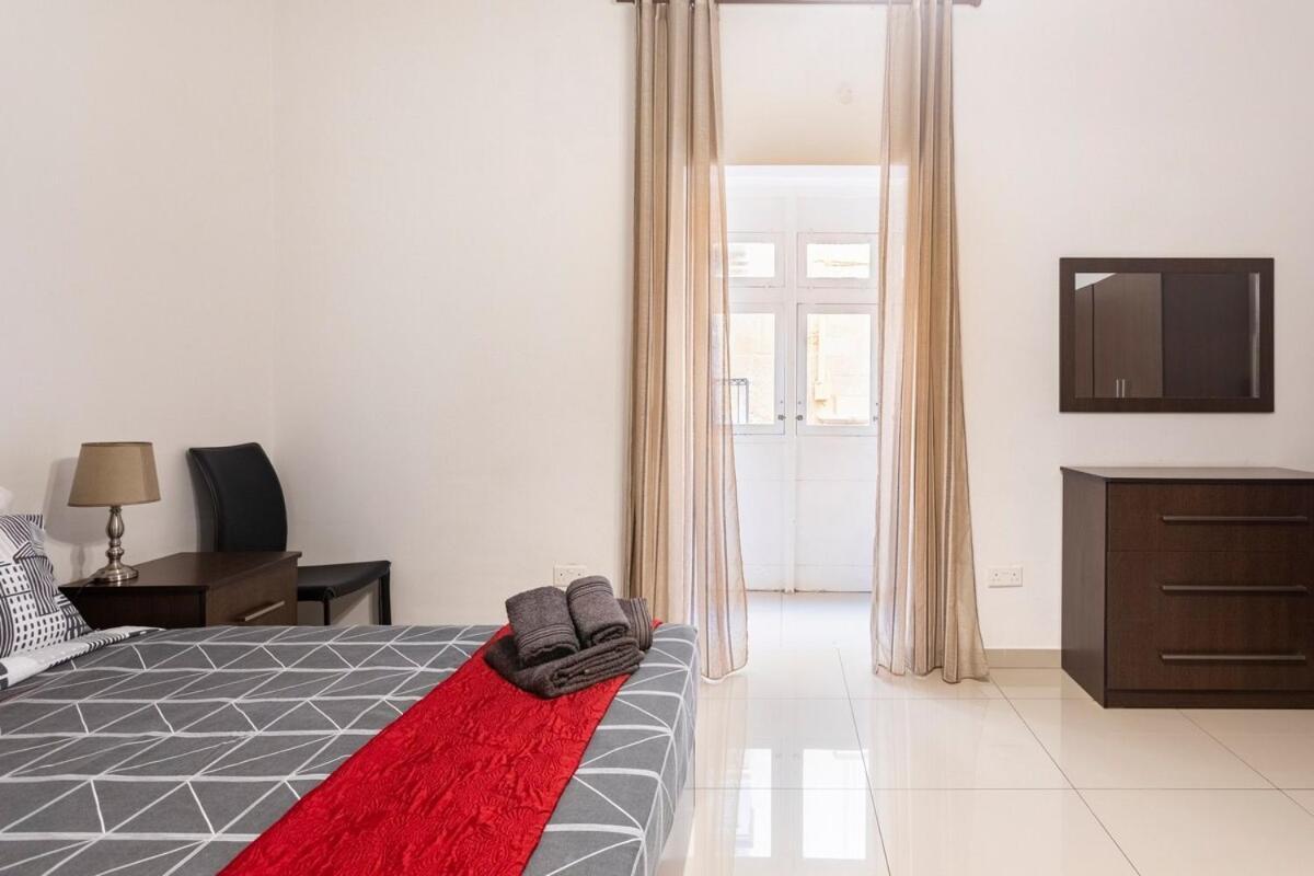 Superbly Located Cosy 2-Bedroom Apartment Valletta Dış mekan fotoğraf